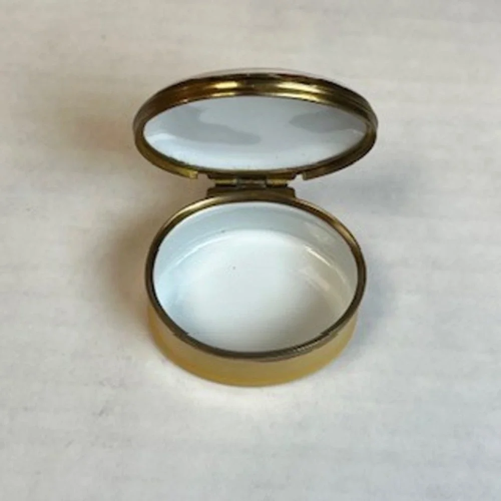 Crummles English Enamels Mourning Dove Trinket Box My Love Ill Treat With Kisses - Picture 5 of 9